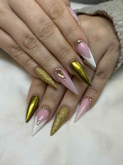 Acryl-Nageldesign Termin